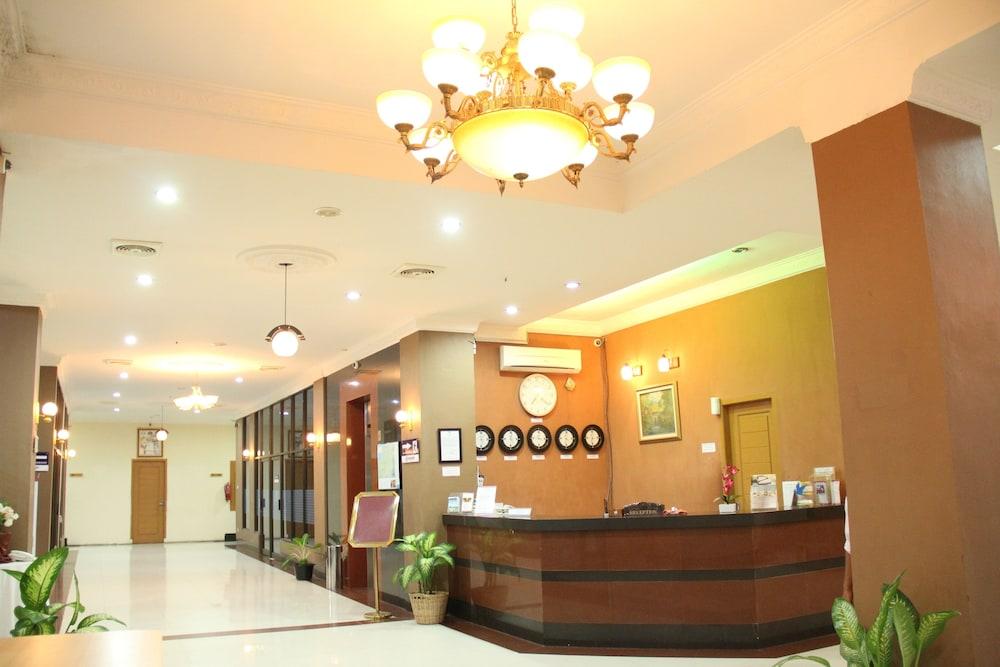 Permata Hati Hotel 3*